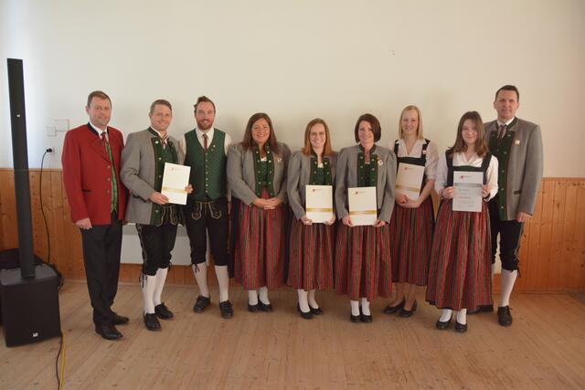 Bürgermeister Fritz Hosner, Stefan Groß, David Gruber, Daniela Rauber, Carina Grasl, Romana Rachbauer, Laura Unterberger, Sara Feichtenschlager, Stefan Unterberger. | Foto: MV Geiersberg/privat
