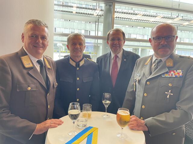 Dietmar Fahrafellner, NÖ Landesfeuerwehrkommandant, Franz Popp, NÖ Landespolizeidirektor, Matthias Stadler, Bürgermeister von St. Pölten, Brigadier Martin Jawurek, NÖ Militärkommandant