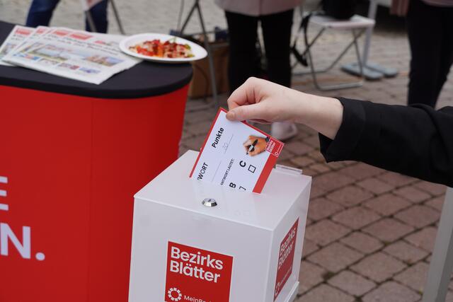 Ob wir hier das Gewinnerlos sehen? | Foto: Weiss