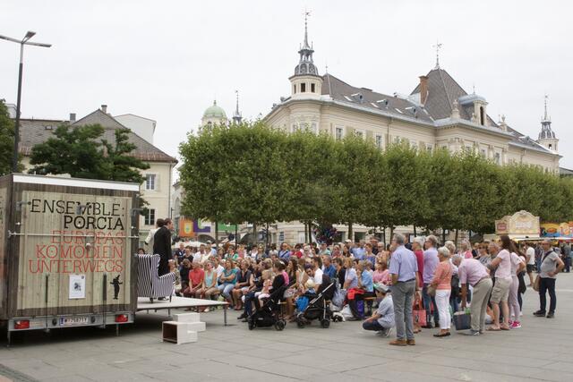 Der Theaterwagen des Ensembles Porcia wird auch in Bad St. Leonhard Station machen.  | Foto: Marco Riebler