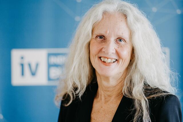 Die Jobaussichten sind für Absolventinnen und Absolventen des FH-Studiengangs „Elektronik und Phtonik“ optimal, sagt Ingrid Puschautz-Meidl, Geschäftsführerin der Industriellenvereinigung Burgenland. | Foto: Tommy Schmid