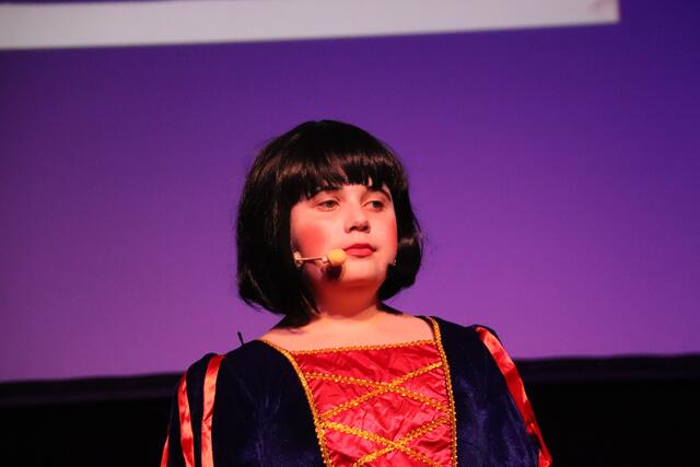 Inara Bacher als Schneewittchen | Foto: Edith Ertl