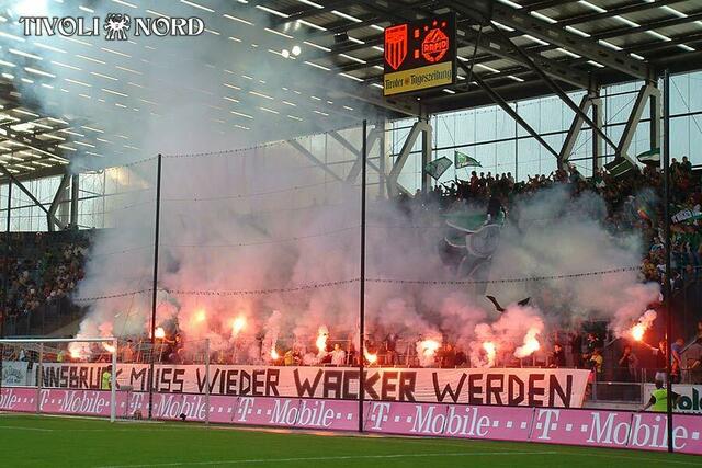 Innsbruck muss wieder Wacker werden. Bundesliga 2005/2006, Heimspiel gegen SK Rapid Wien. | Foto: Tivoli Nord