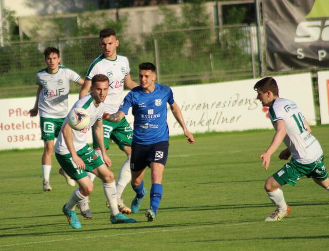 Der DSV Leoben besiegte in einem spannenden Spiel Mettersdorf mit 2:1. | Foto: Tom Dormann