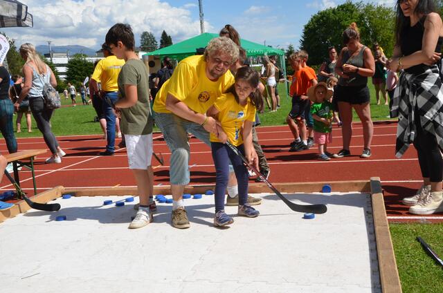 EC-Obmann Wolfgang Lindner mit Dag Mina (5)