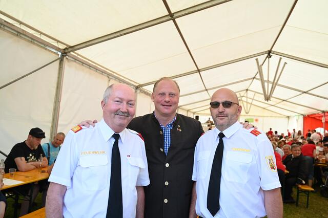 BFK Wolfgang Weißhaupt, Bürgermeister Dieter Dohr, Kommandant Christian Ropatiz