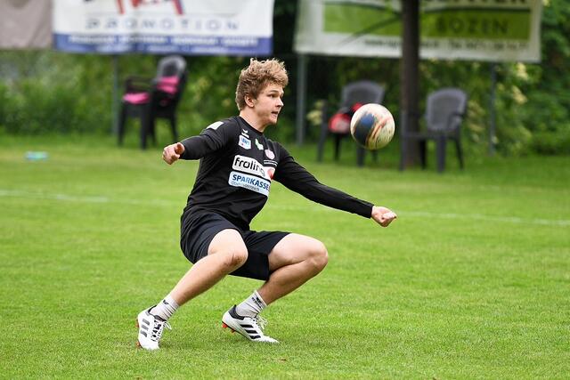 Verteidiger-Ass Philipp Einsiedler und die UFG Grieskirchen/Pötting verteidigte am vergangenen Wochenende die Tabellenführung. | Foto: Franz Spiess