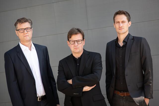 Erfolgreiches Architekten-Trio aus Neumarkt. Von links: Peter Schneider, Erich Lengauer und Andreas Pühringer, zusammen SLP.  | Foto: Kurt Hörbst