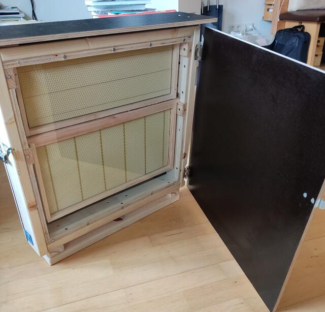 Zum besseren Verständnis hat der Bezirksvorsteher selbst diesen Schaukasten gebaut. | Foto: privat
