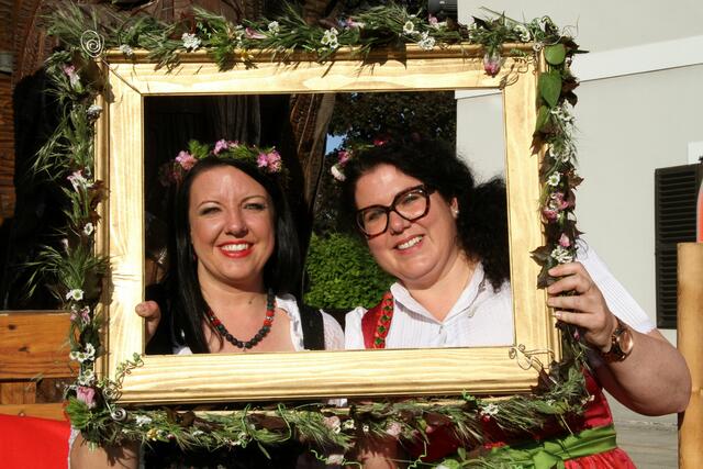 Nora (li.) und Melanie Koch vom TV Südsteiermark | Foto: Josef Fürbass