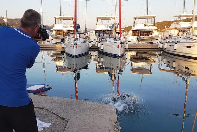 Poseidons Abgang: rasch zurück in die Fluten!