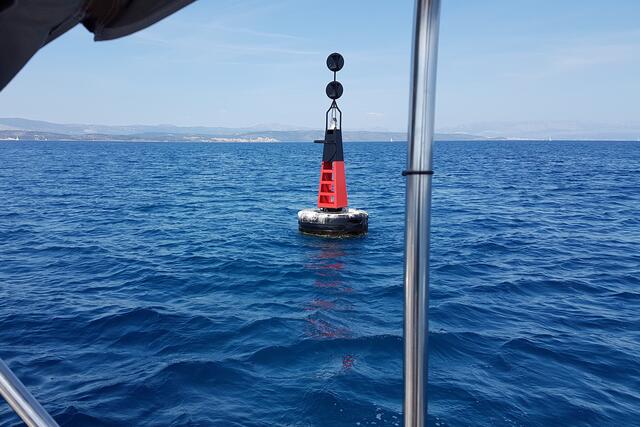 Um diese Spiere müssen wir herum!