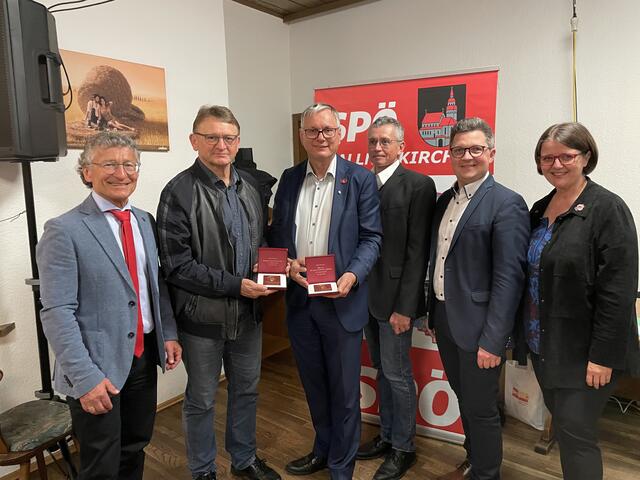 von links: Bürgermeister Sepp Wall Strasser, Gerhard Maucha, Alois Stöger, Seidl Martin und Vizebürgermeisterin Regina Penninger | Foto: SPÖ Gallneukirchen