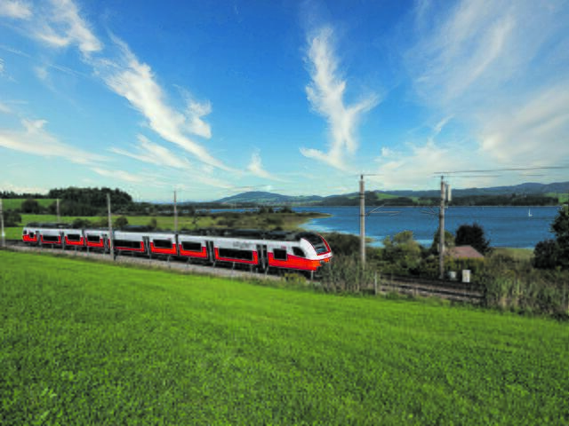  Insgesamt zwölf Früh-Verbindungen mit der ÖBB und Westbahn, vom Flachgau in die Stadt. | Foto: Foto: ÖBB/Georg Pölzleitner