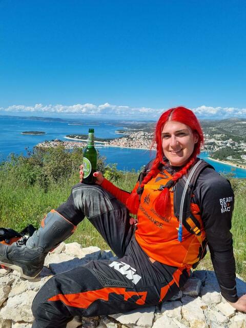 Manuela Marbler: Die Enduro-Queen mit den roten Zöpfen | Foto: privat