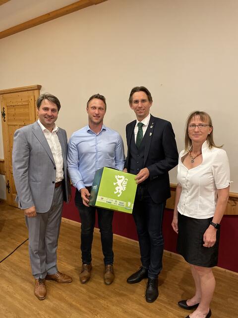 Ortsparteitag in Lang: Für den ÖVP-Vorstand gab es einstimmiges Votum. | Foto: ÖVP