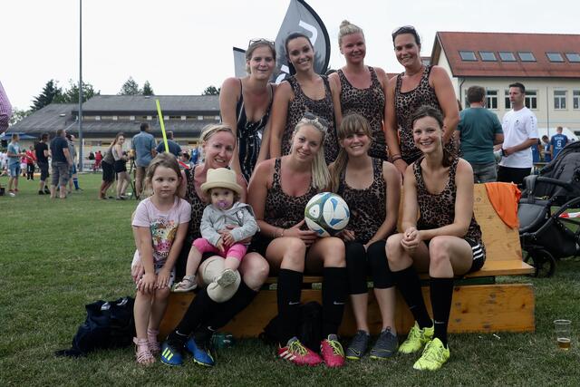 Frauenpower: Auch das Damenteam Miau war 2019 wieder dabei.  | Foto: Klaus Mader