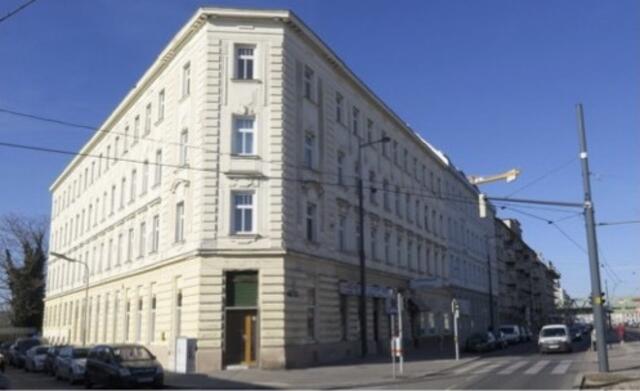 Das Gründerzeithaus Brünner Straße 59 (Eckhaus), dahinter steht das Gründerzeithaus Brünner Straße 61. | Foto: Markus Landerer/Initiative Denkmalschutz