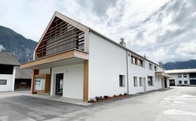 Insgesamt 2,7 Millionen Euro wurden für den Bau des Mehrzweckgebäudes aufgebracht. | Foto: Claudia Scheiber