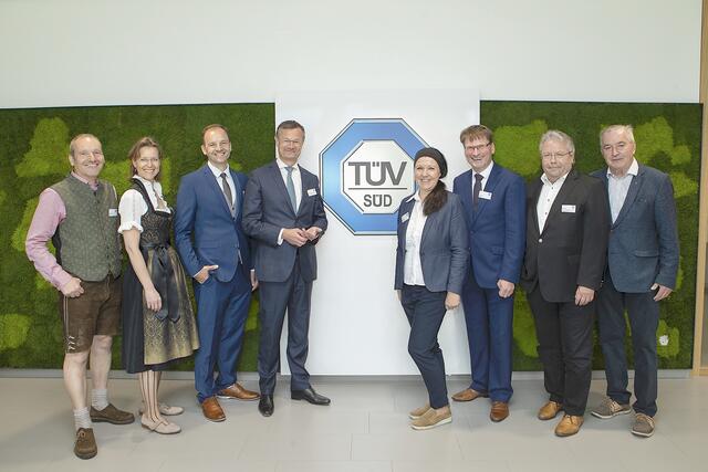 Feierliche TÜV SÜD das Internationale Kompetenzzentrum für Sicherheit und Seilbahnen in Wiesing | Foto: Foto: Michael Ladstätter