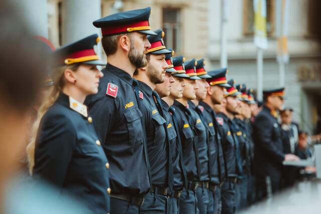Formation der Absolvent:innen | Foto: LPD/Martinelli
