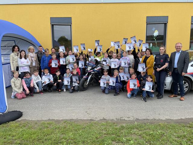 Die Schülerinnen und Schüler der Volksschule Voitsberg hatten sichtlich Freude am Projekt. | Foto: Schrapf