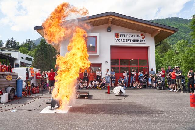 Bei der 120-Jahr-Feier gab es unter anderem auch eine Löschvorführung von der Firma Noris. | Foto: FF-Vorderthiersee