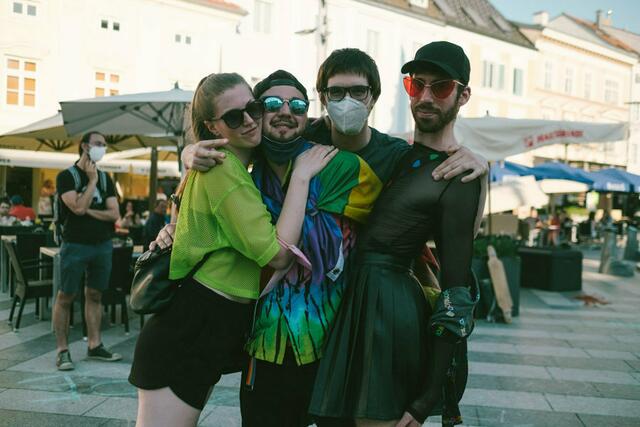 Bereits letztes Jahr, bei der ersten Pride-Parade in St. Pölten, erstrahlte die Stadt in bunten Regenbogenfarben. | Foto: Konstantin Mikulitsch (4)