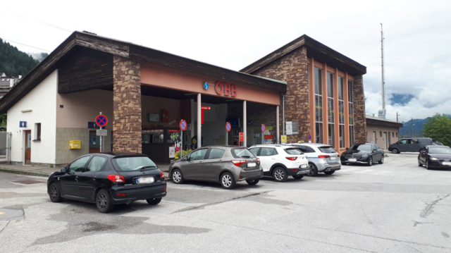 Der Bahnhof Fritzens speziell in Sachen Barrierefreiheit kein Vorzeigemodell. Der Umbau soll 2024 stattfinden. | Foto: Foto: Lergi