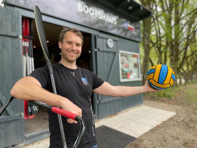 Tobias Nietzold ist selbst Spieler und Obmann vom Verein Kanupolo Salzburg. | Foto: sm