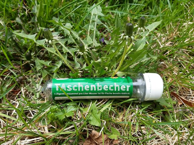 TAschenbecher – damit die Zigarettenstummel erst garnicht in der Umwelt landen.  | Foto: BAV Ried