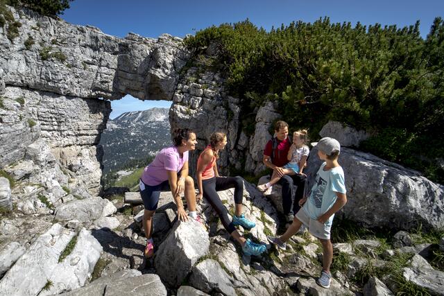 Ausseerland Salzkammergut Loser Altaussee_Wandern Loserfenster Familie | Foto: Foto Tom Lamm