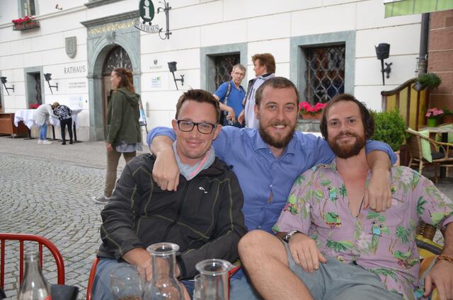 Die Schauspieler Stefan Moser, Gregor Kronthaler, Klemens Dellacher (v.li.)