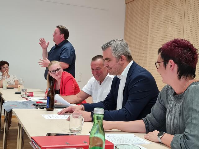 LAbg Roman Kainrath, Elisabeth Heger, Bgm Manfred Schmidt, Landesrat Mag. Heinrich Dorner, Sandra Meixner | Foto: Otto Krcal