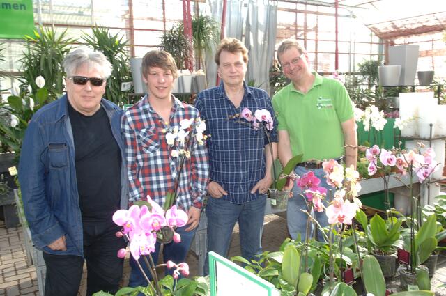 David Knopfler (li) David Seidemann daneben ... | Foto: Archiv Blumenpark Seidemann - MHassl