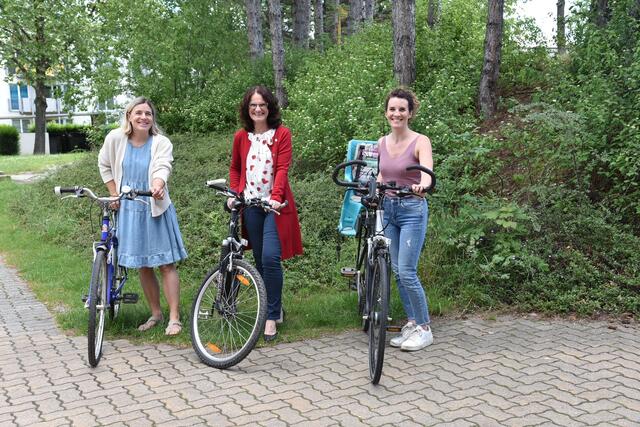  Foto (von links nach rechts): Katharina Fuchs, Daniela Mohr und Melanie Hammouche. | Foto: Stadtgemeinde Ternitz