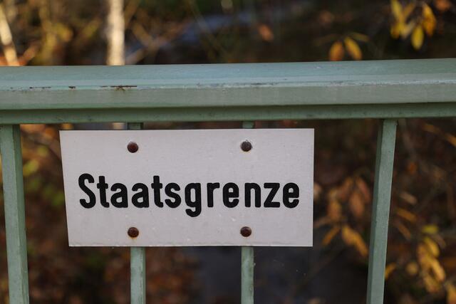 Zwischen Freilassing und Salzburg kommt es zum Stau.  | Foto: Symbolbild: Franz Neumayr