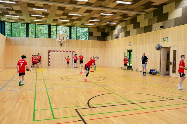 Sportliche Aktivitäten können in der JUFA-Halle perfekt ausgeführt werden. | Foto: JUFA-Hotels