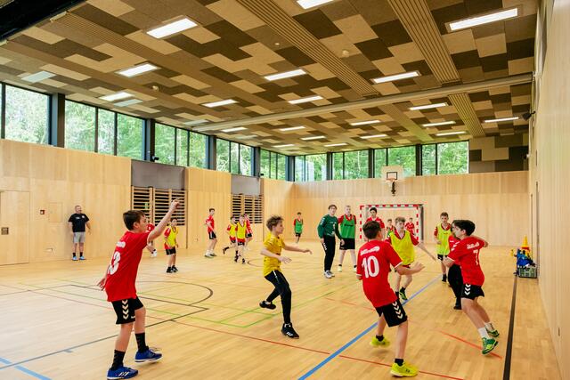 Auch für Schulen und Vereine kann die JUFA-Halle gebucht werden. | Foto: JUFA-Hotels