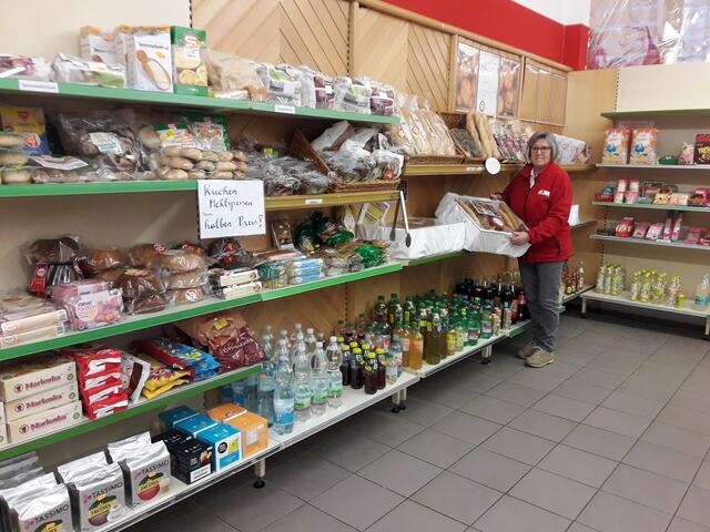 Monika Füreder arbeitet im Sozialmarkt in Ottensheim. | Foto: RK UU