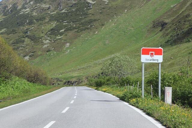 Landesgrenze Tirol/Vorarlberg am Zeinsjoch. | Foto: Othmar Kolp