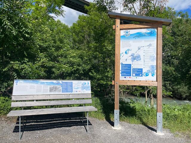 Der Themenweg umfasst von Steinach bis zum Mühlendorf Gschnitz insgesamt 13 Stationen, die dem Thema Wasser gewidmet sind. | Foto: Kainz