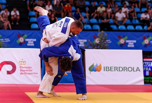 Aaron Fara gewinnt Klasse bis 100kg | Foto: Gabi-Juan-Madrid-European-Open-2022