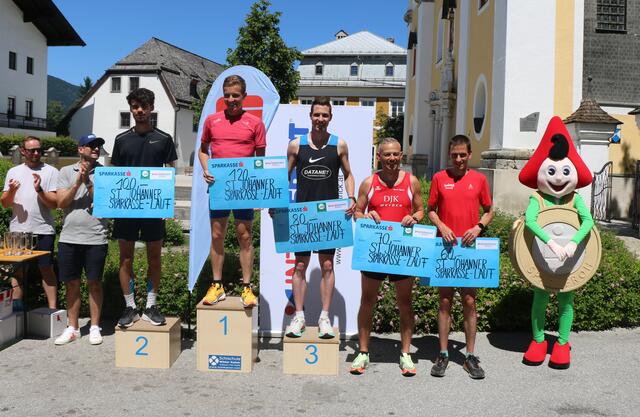 Die schnellsten fünf Herren: Gabriel Wimmer (LC Chiemgau), Marco Müller (LC Euskirchen), Andreas Hecht (DJK Weiden/Polizei Bayern), Bruno Schumi (KELAG Enger) und Anian Rotmüller (TuS Bad Aibling) | Foto: Gerald Habison