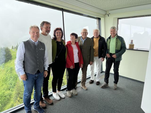 Markus Brudermann, Künstler Stefan Rizk und seine Frau, Marianne Wallner, KR Anton Pletzer, Künstler Max Biembacher, BM Franz Wallner,
 
