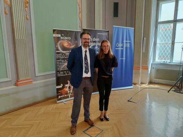 Außergewöhnliche vorwissenschaftliche Arbeit von der Schülerin Ellen Wagner wird ausgezeichnet. | Foto: BG/BRG Fürstenfeld