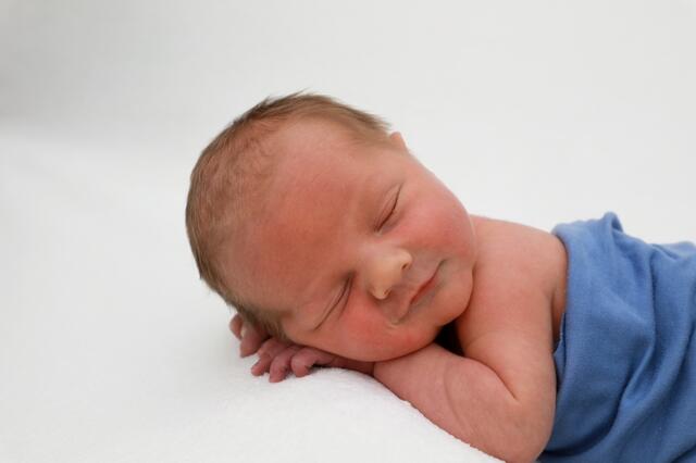 Jan
Geburt: 17. Dezember 2021
54 cm, 3.390 g
Liliana Ciobanu und Rene Reiterer aus Gleinstätten | Foto: Baby Smile