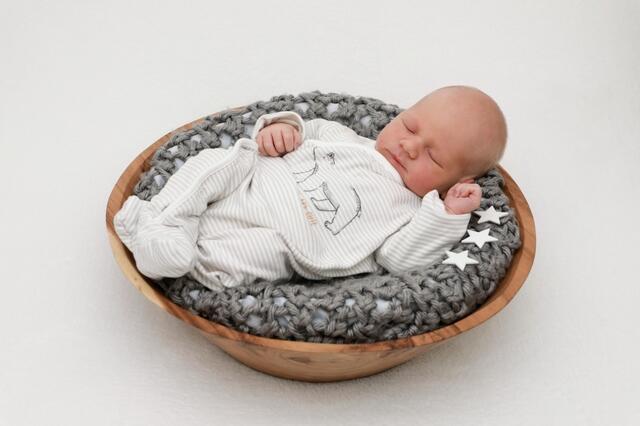 Matteo
Geburt: 2. Jänner 2022
51 cm, 3.255 g
Stefanie Schrampf und Mario Schimautz aus Retznei | Foto: Baby Smile