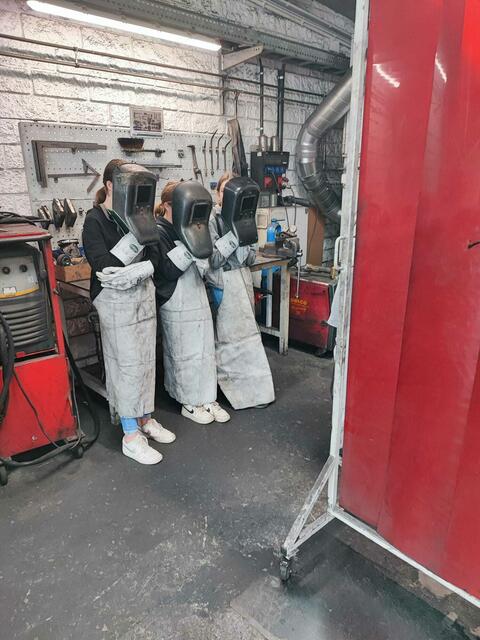 Für die vielseitigen Aufgaben brauchten die Schülerinnen und Schüler  jede Menge Geschick und detektivischen Spürsinn. | Foto: Krammer