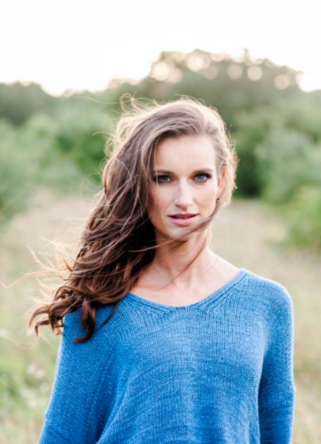 Ulrike Maria Mayer ist Singer-Songwriterin "Die Mayerin". | Foto: Screenshot Gemeinde Enzersdorf/Fischa